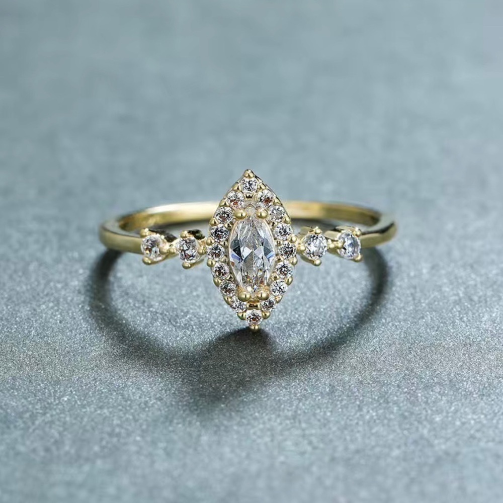 Gorgeous 18k Gold Plated Horse Eye Ring